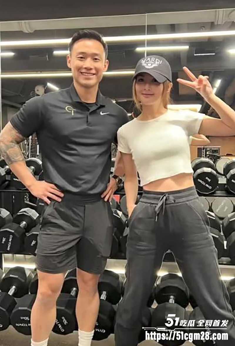 Twins成员阿Sa蔡卓妍姐弟恋结婚 10 拷贝