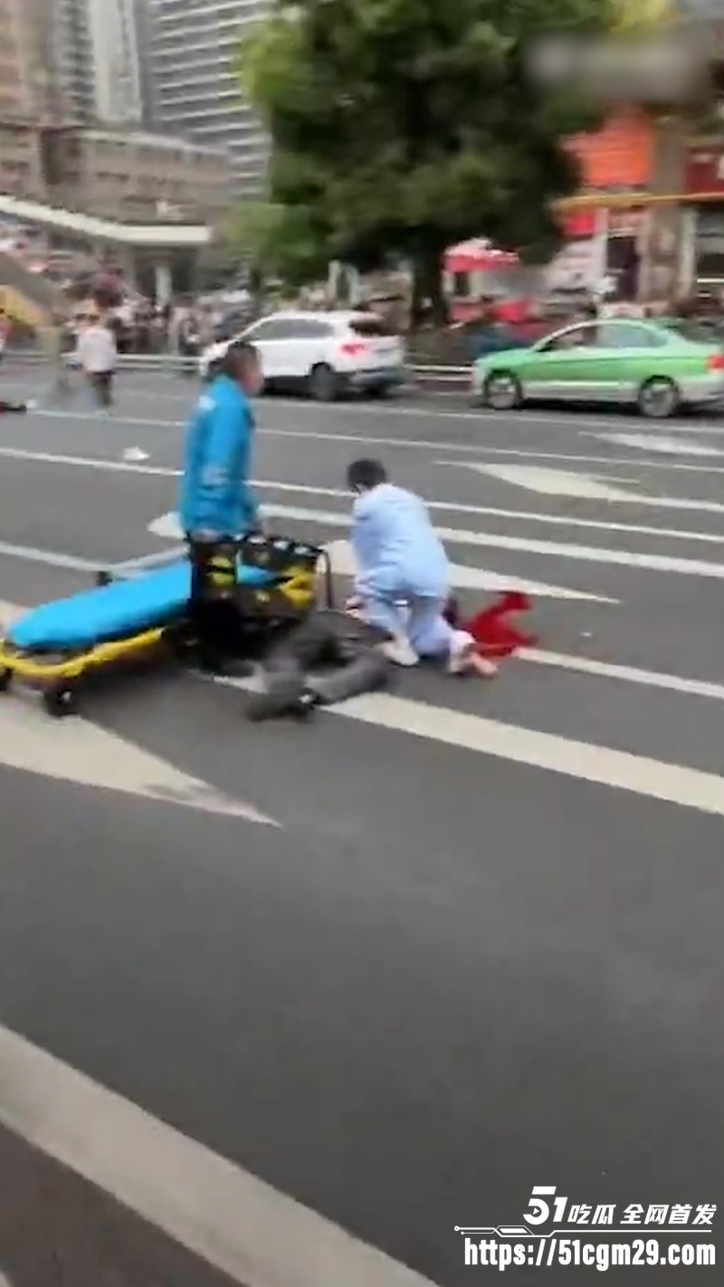 成都天府 轿车无差别撞人事件 5