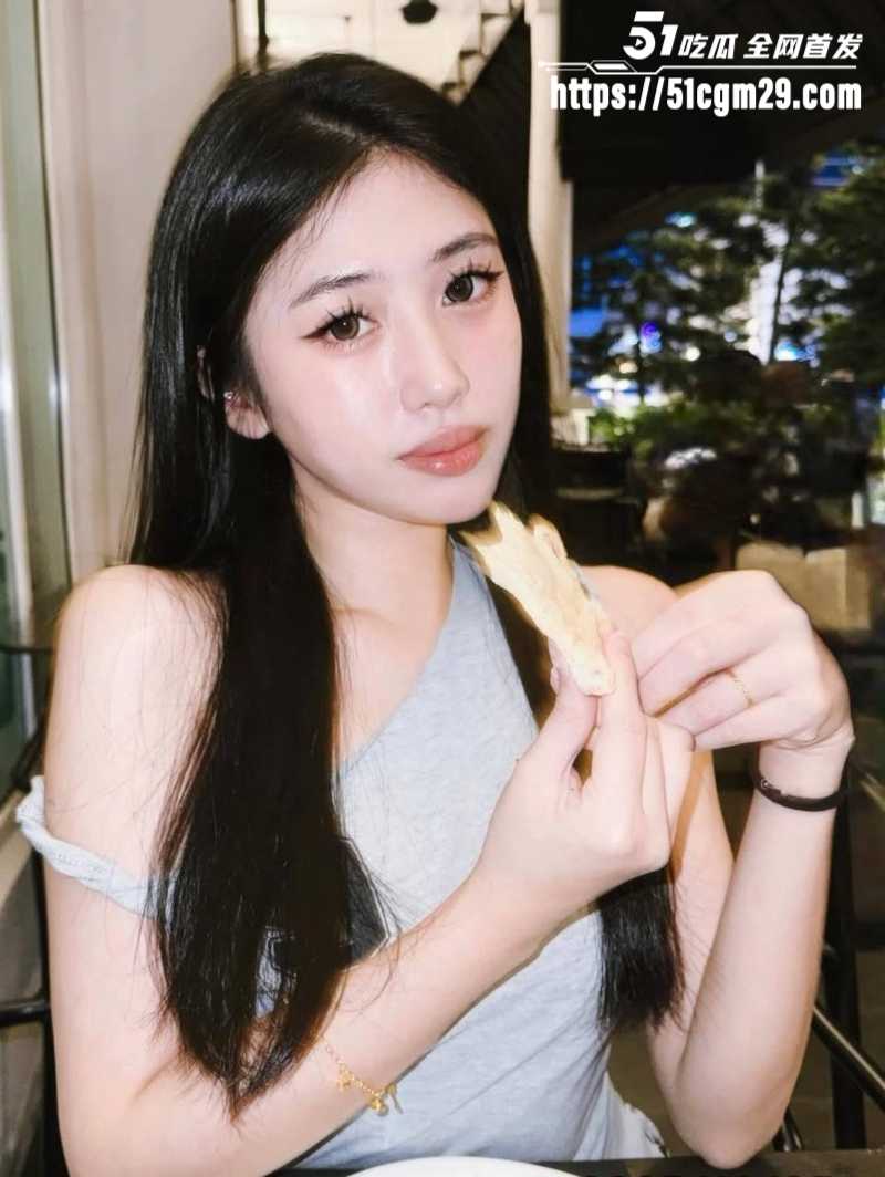广州保险销售张静怡酒后被操 3