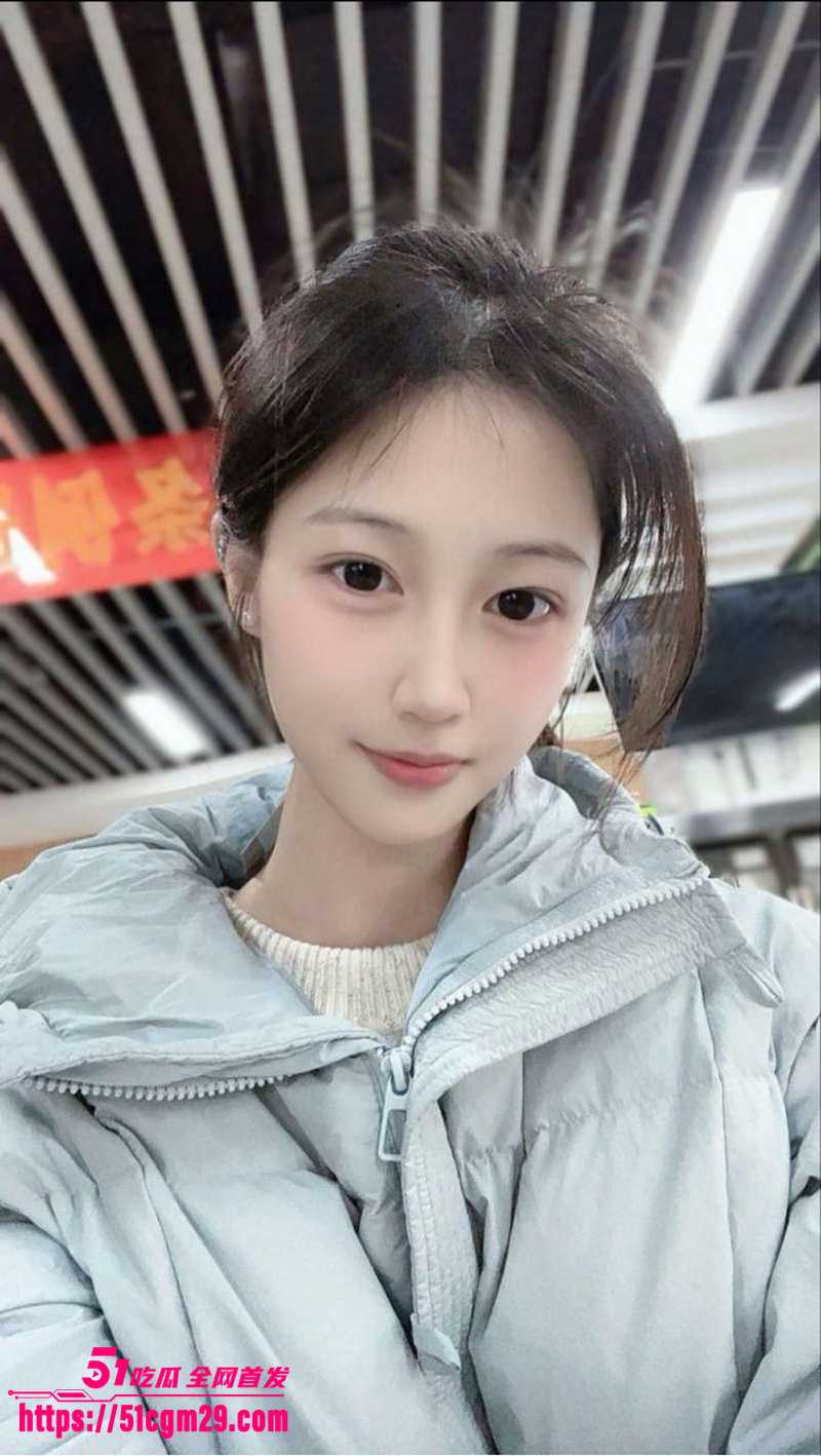 重庆工商大学 吴佳琪 自慰私拍 粉嫩酮体美乳诱人 自慰发骚宛如母狗