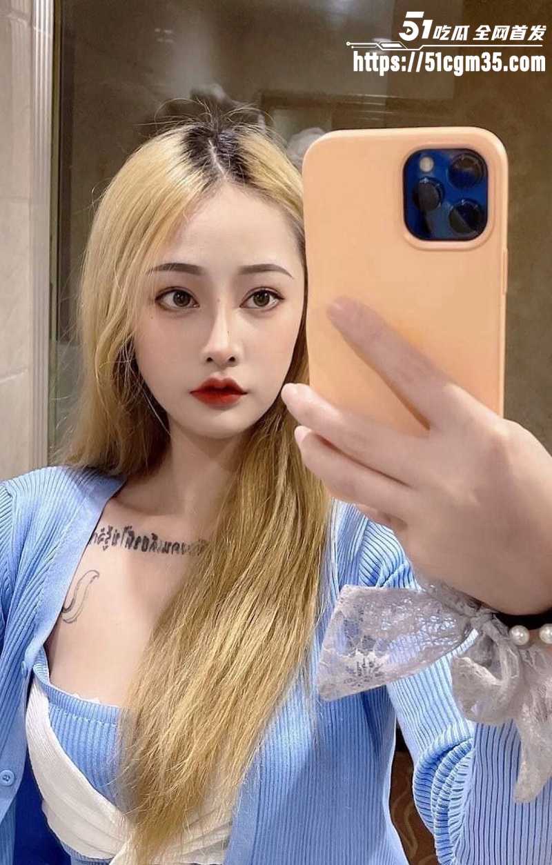 约炮大神 looks 酒店多体位爆操纹身少妇 2