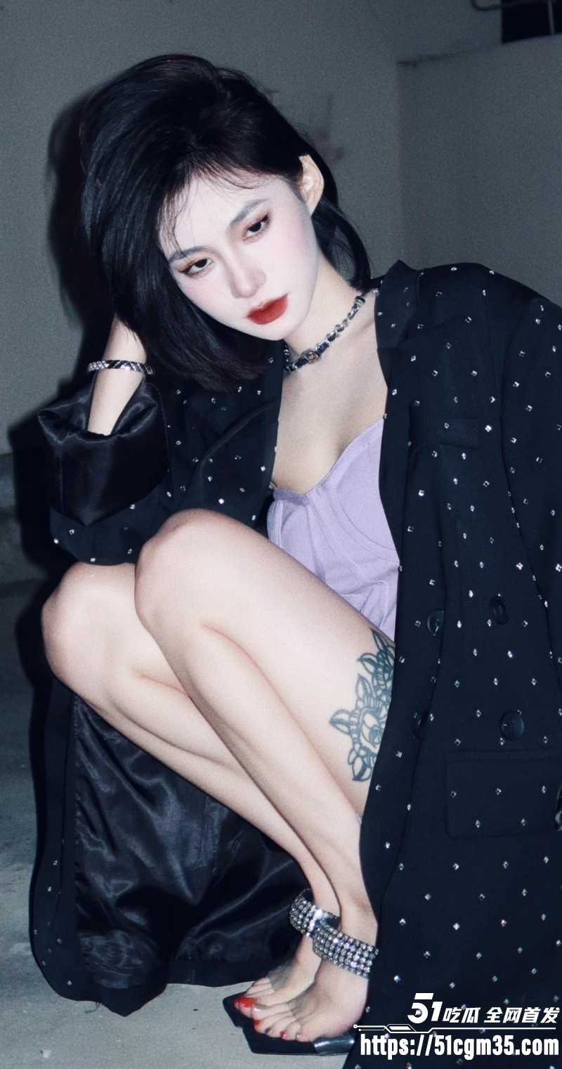 抖音网红申雪倩莉莉岛被偷拍视频03