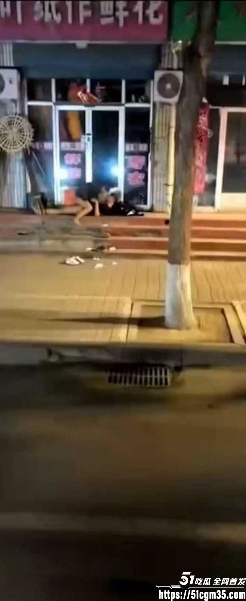 山西原平纸扎鲜花店深夜野战视频流出 5