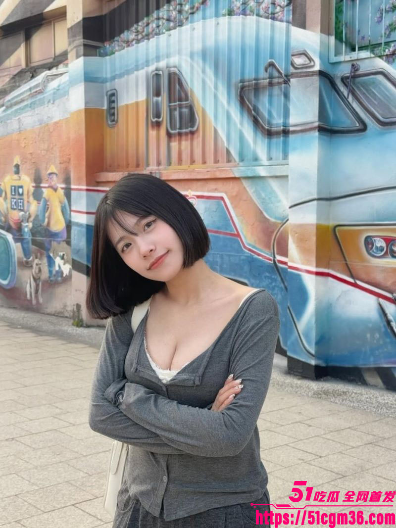 性感网美糖糖早期黄播视频被偷录外流 2