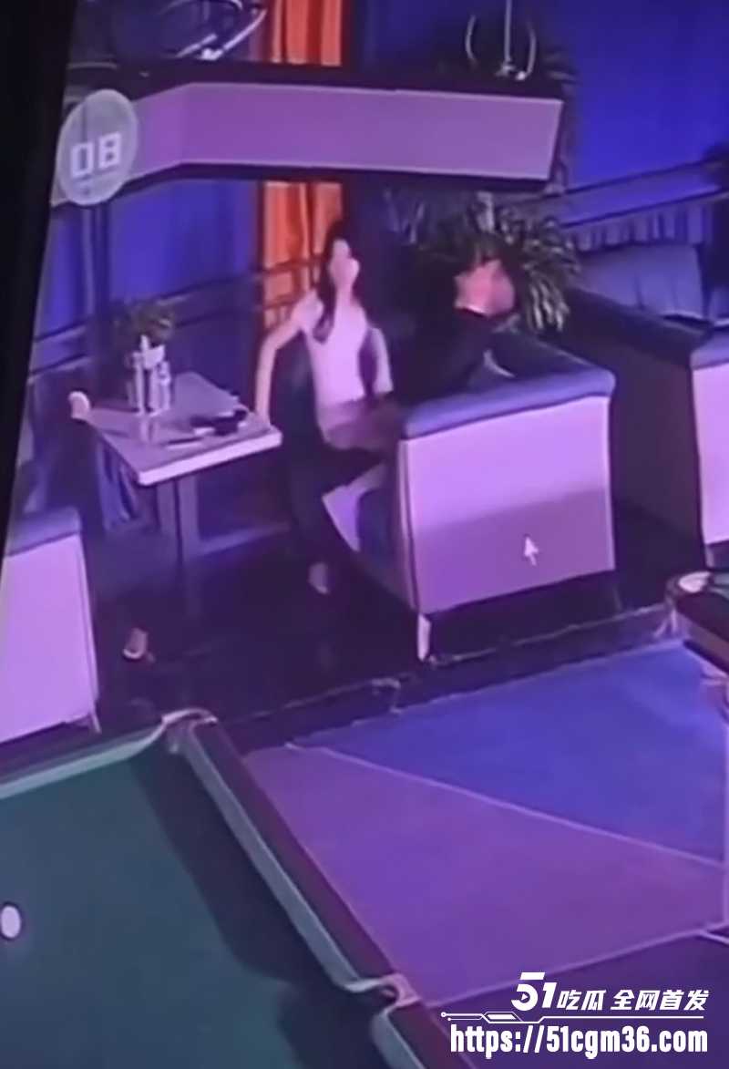 台球厅激情性爱 7 拷贝