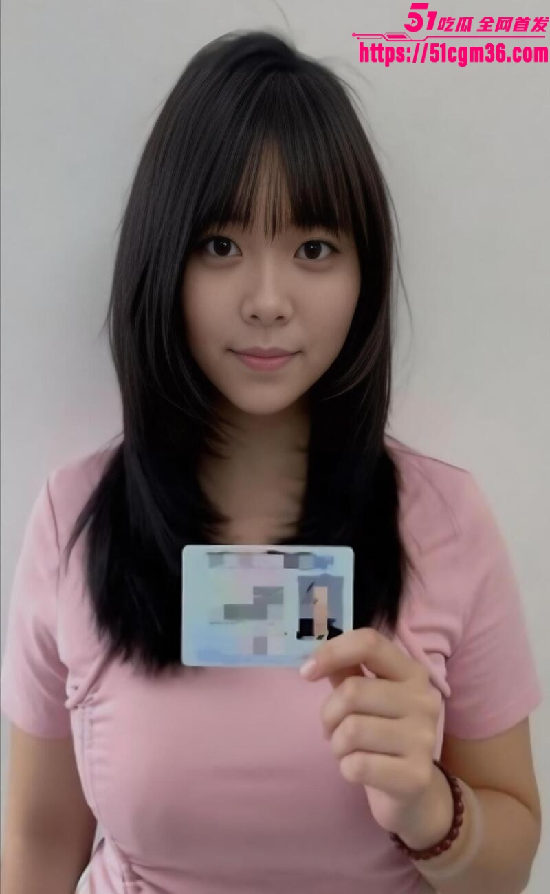 广东巨乳妹 谢佳 黑网贷还不起被迫拍下自慰视频 本性还是难改啊！