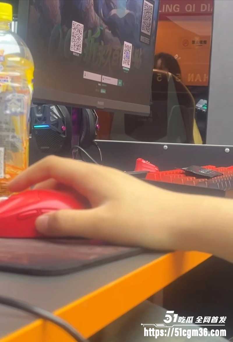 成都网吧激情性爱视频流出 3 拷贝