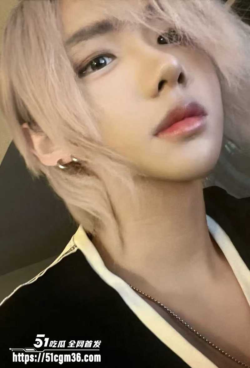 抖音英雄王李海伟劈腿约炮曝光 3 拷贝