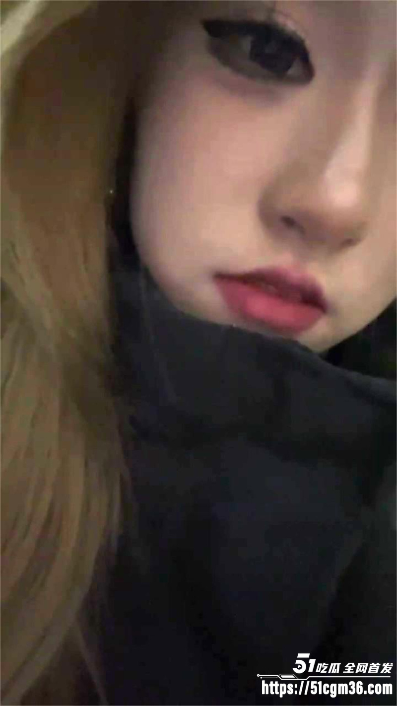 美女台球助教 莉莉 约炮自拍 后入口交展示高超淫技 多角度性爱福利拉满
