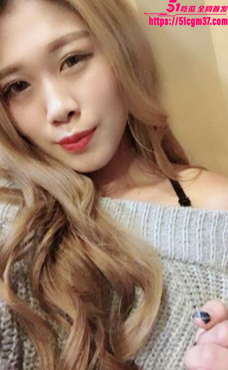 美女2
