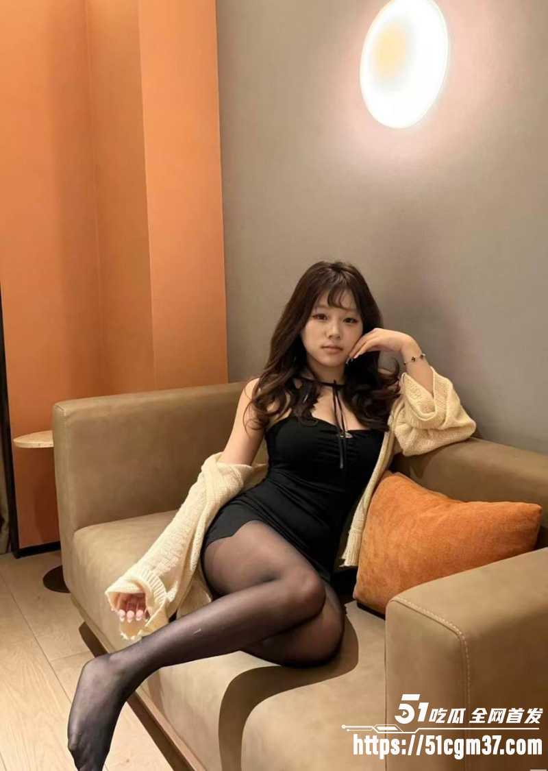 极品大奶小骚货 4