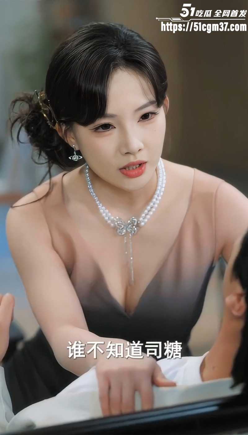 短剧《醒来后我的世界翻天覆地》03
