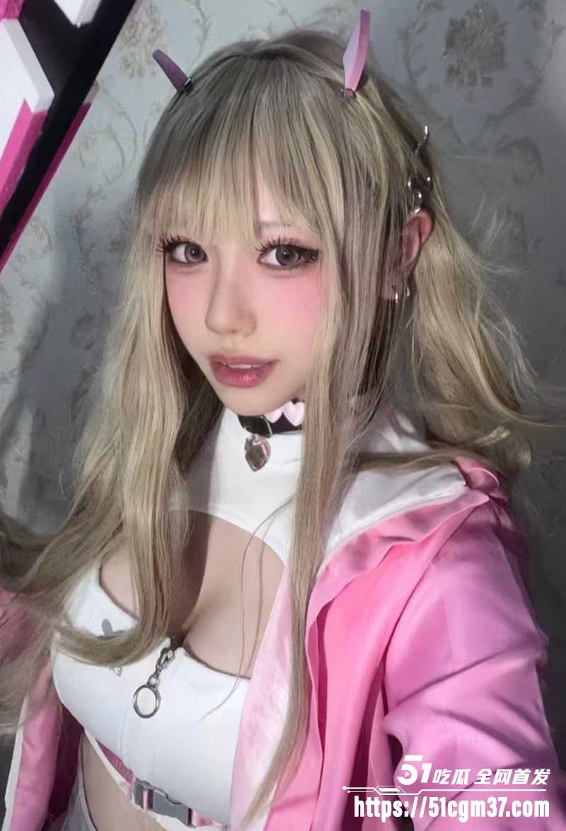 福建可爱嫩妹马妍琪不雅视频曝光 4 拷贝
