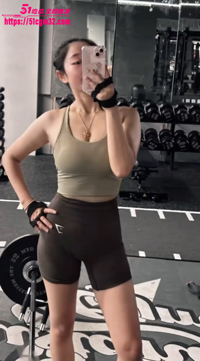 杭州健身美女险遭痴汉凌辱 3