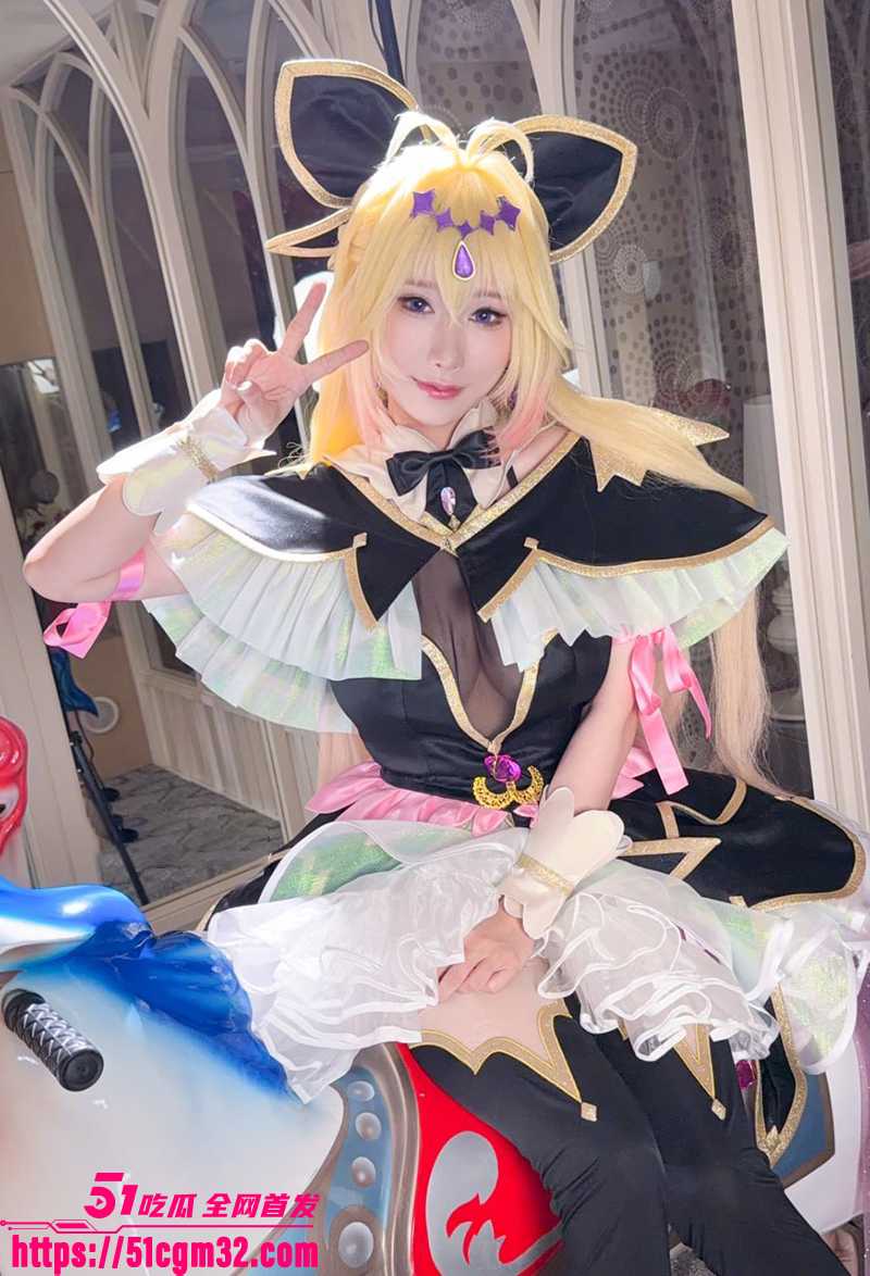 极品美女雨波COS森雅露露卡诱惑写真流出6拷贝