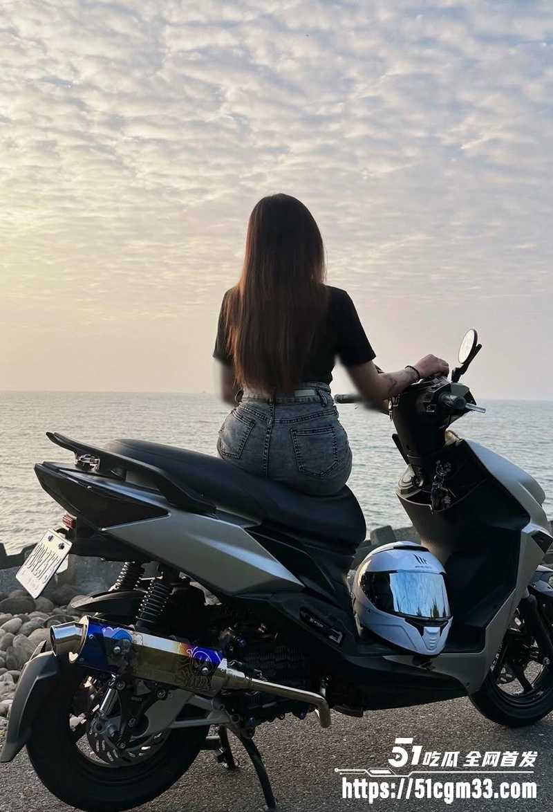 极品高颜值可爱小网美与前男友自拍流出3拷贝