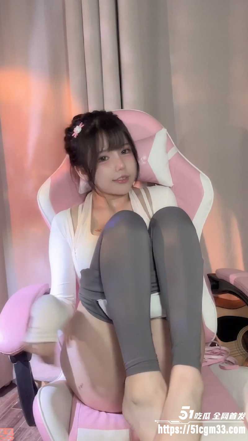 抖音萝莉网红晴一夏夏 9