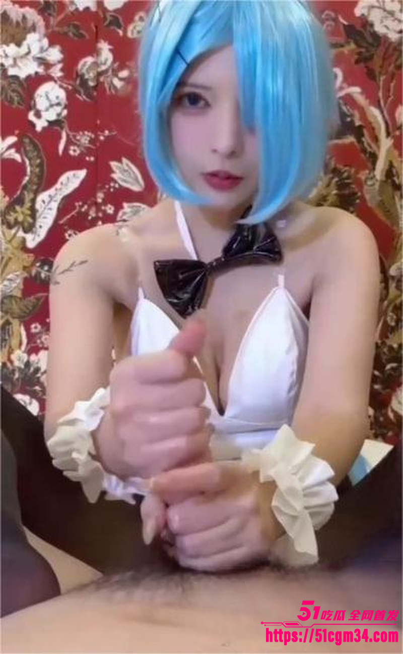 少女福利姬 03loveyo 制服性感自拍  2