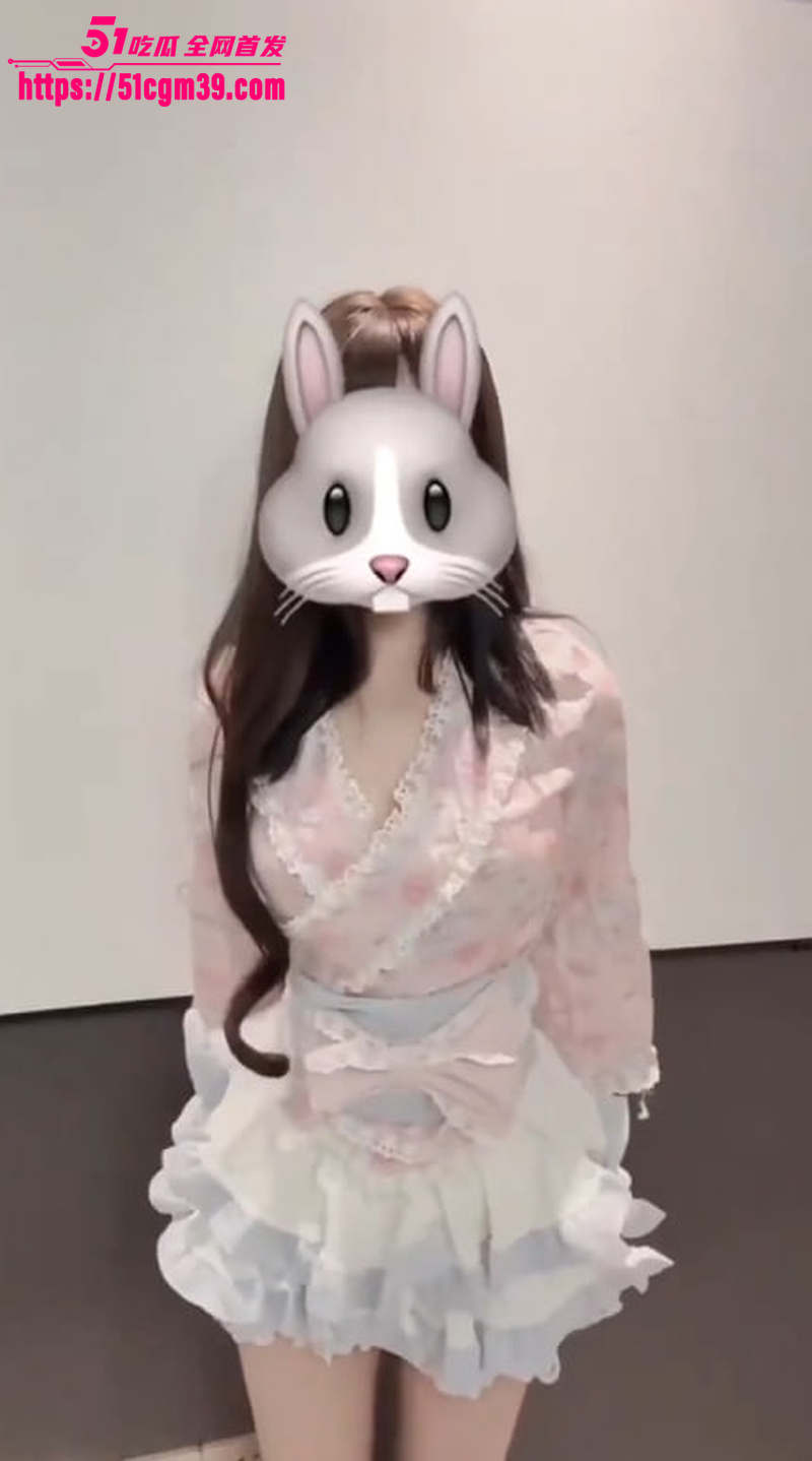 美乳网红 鱼呼呼 定制福利合集 5