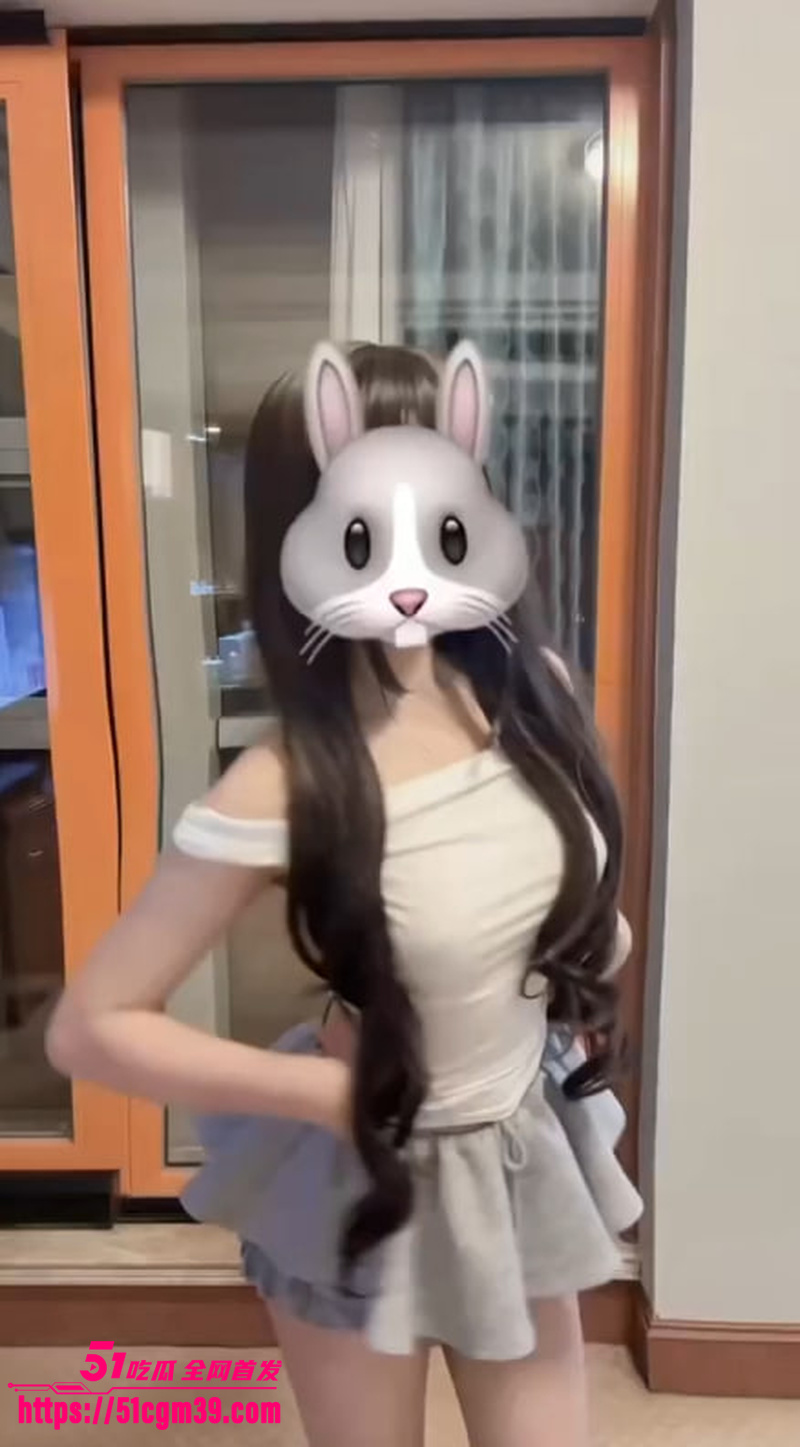 美乳网红 鱼呼呼 定制福利合集 2