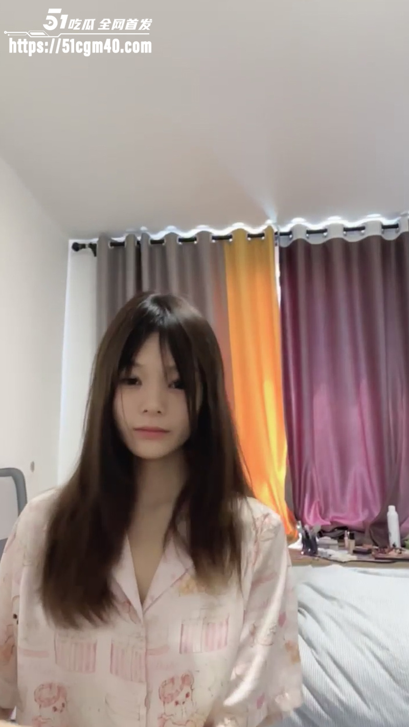 邻家女神 蛋糕小妹 自慰福利 玩具猛插粉嫩小穴 玉体敏感扭动 蜜液潮吹不绝！