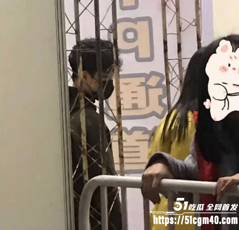 网络歌手艾辰被曝隐婚出轨操粉05