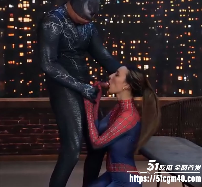 LuLuStocch蜘蛛女侠黑皮紧身衣被撕猛操内射2
