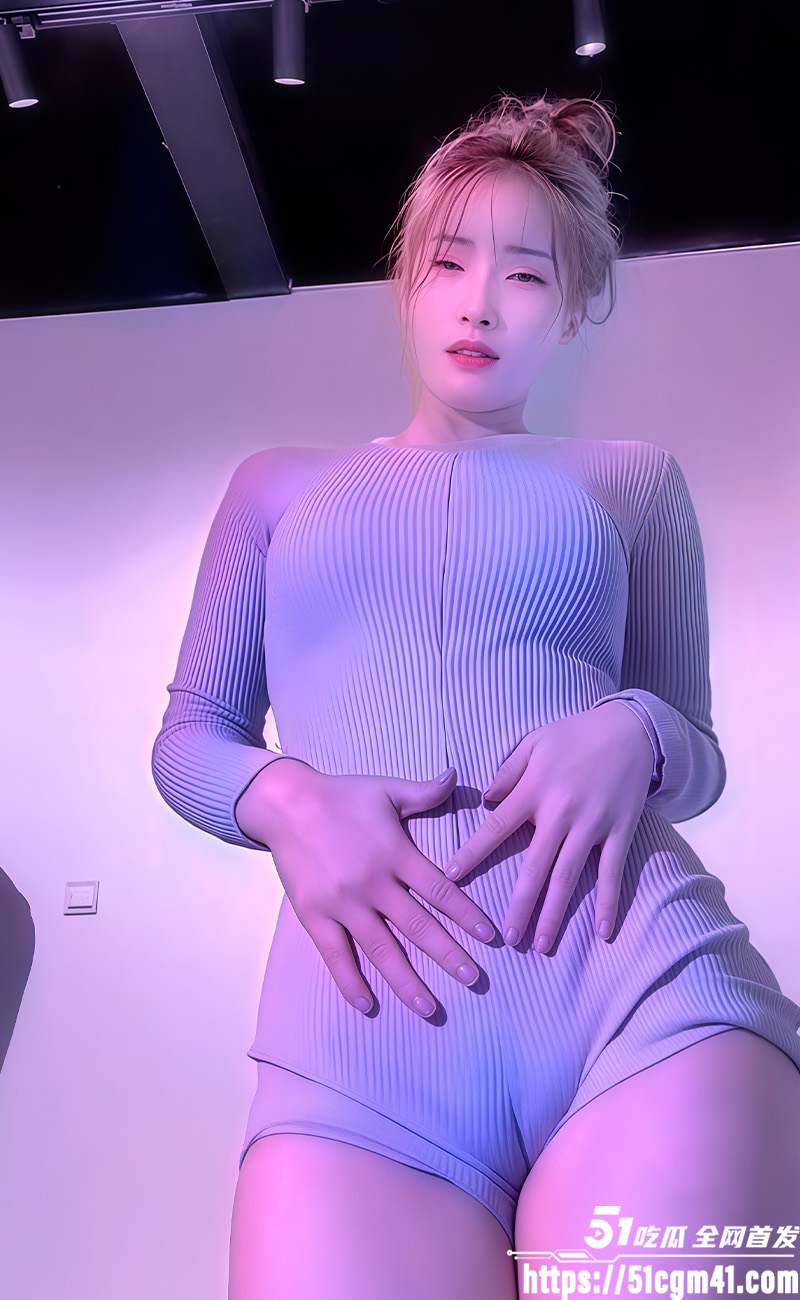 快手网红 爱妃 重金定制福利合集 顶胸抖跨狂扭腰肢 芊手自慰诱你弱小的心灵！