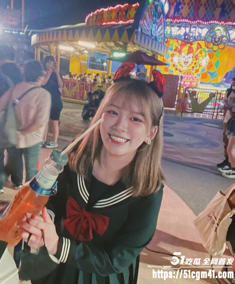 吴佳美露脸口交做爱视频2