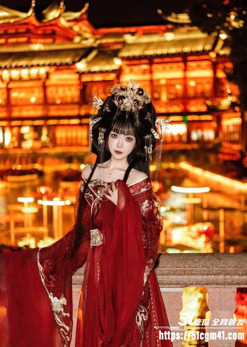 齐刘海巨乳睫毛美甲师喆玲 1
