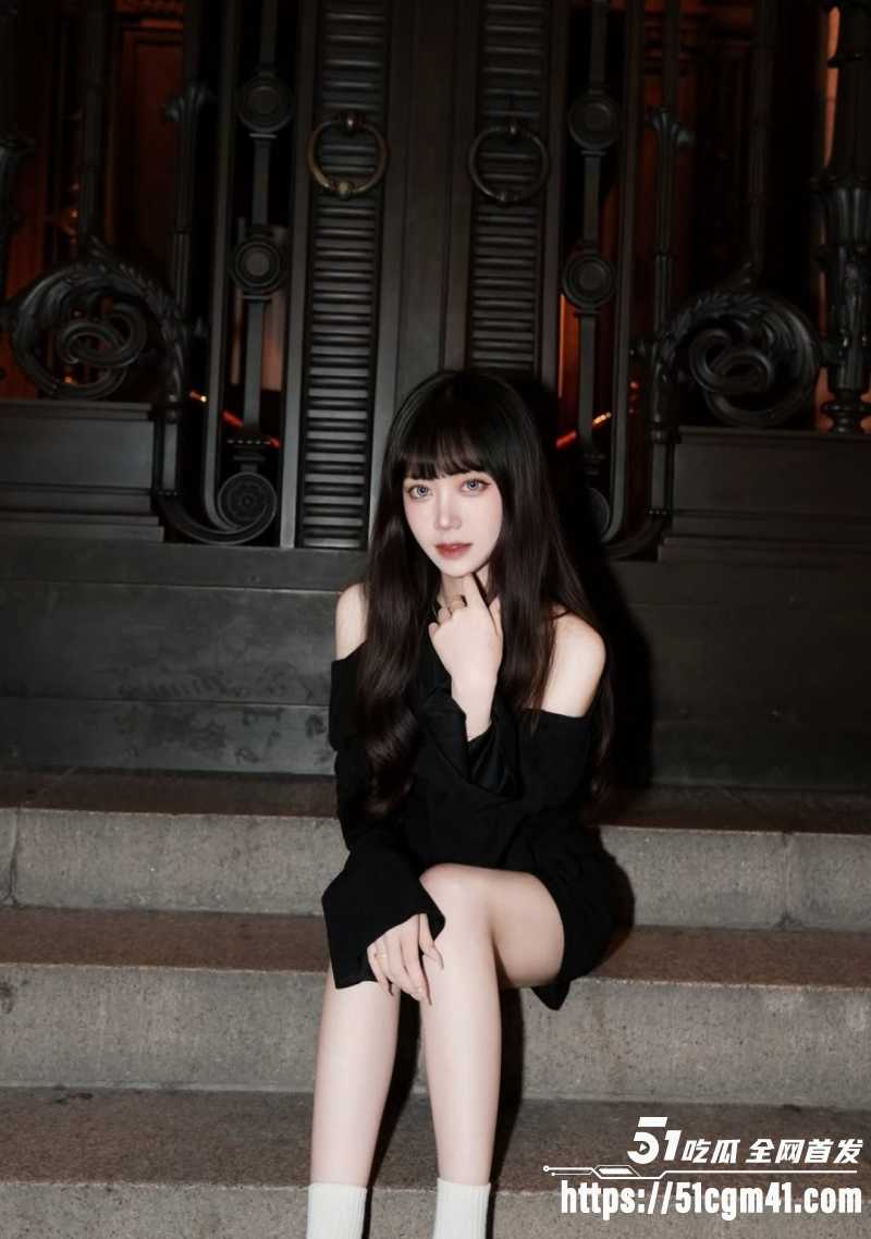 齐刘海巨乳睫毛美甲师喆玲 2