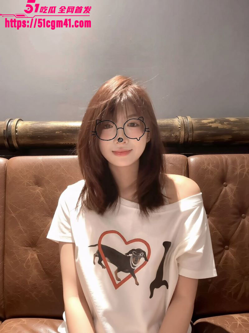 抖音11万粉博主懒聪聪偷拍女生私密 5