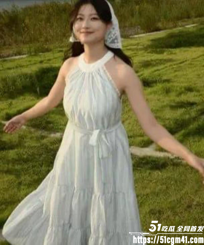 22岁女大学生教崩老头翻车 学员直接把她亲爸崩了 还要买公寓？现世报太快了