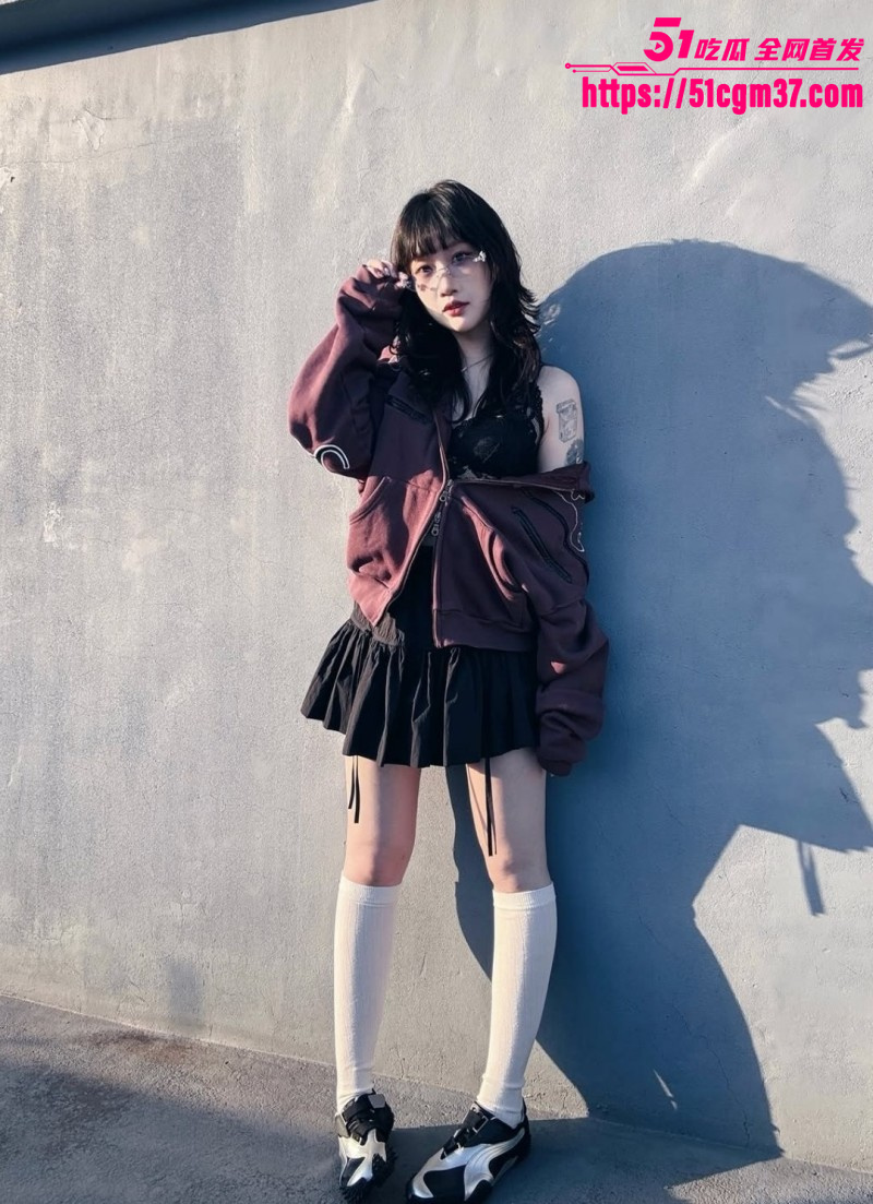 纹身小网美 rouu 性爱自拍 4
