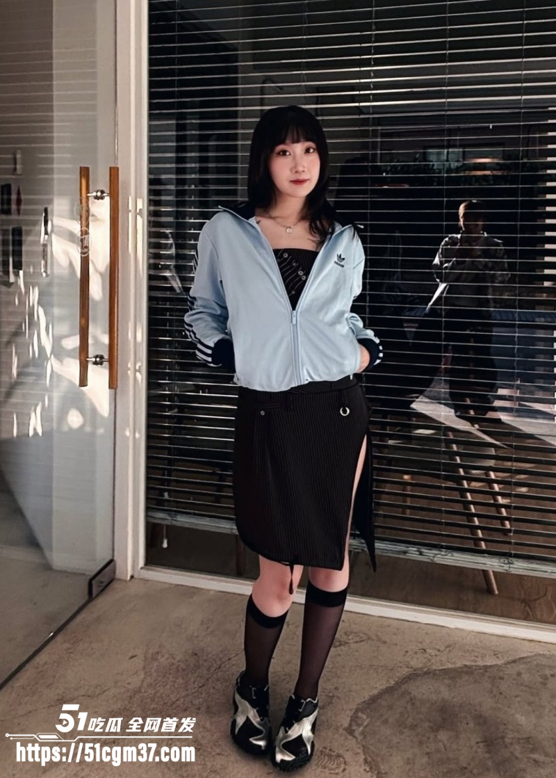 纹身小网美 rouu 性爱自拍 6