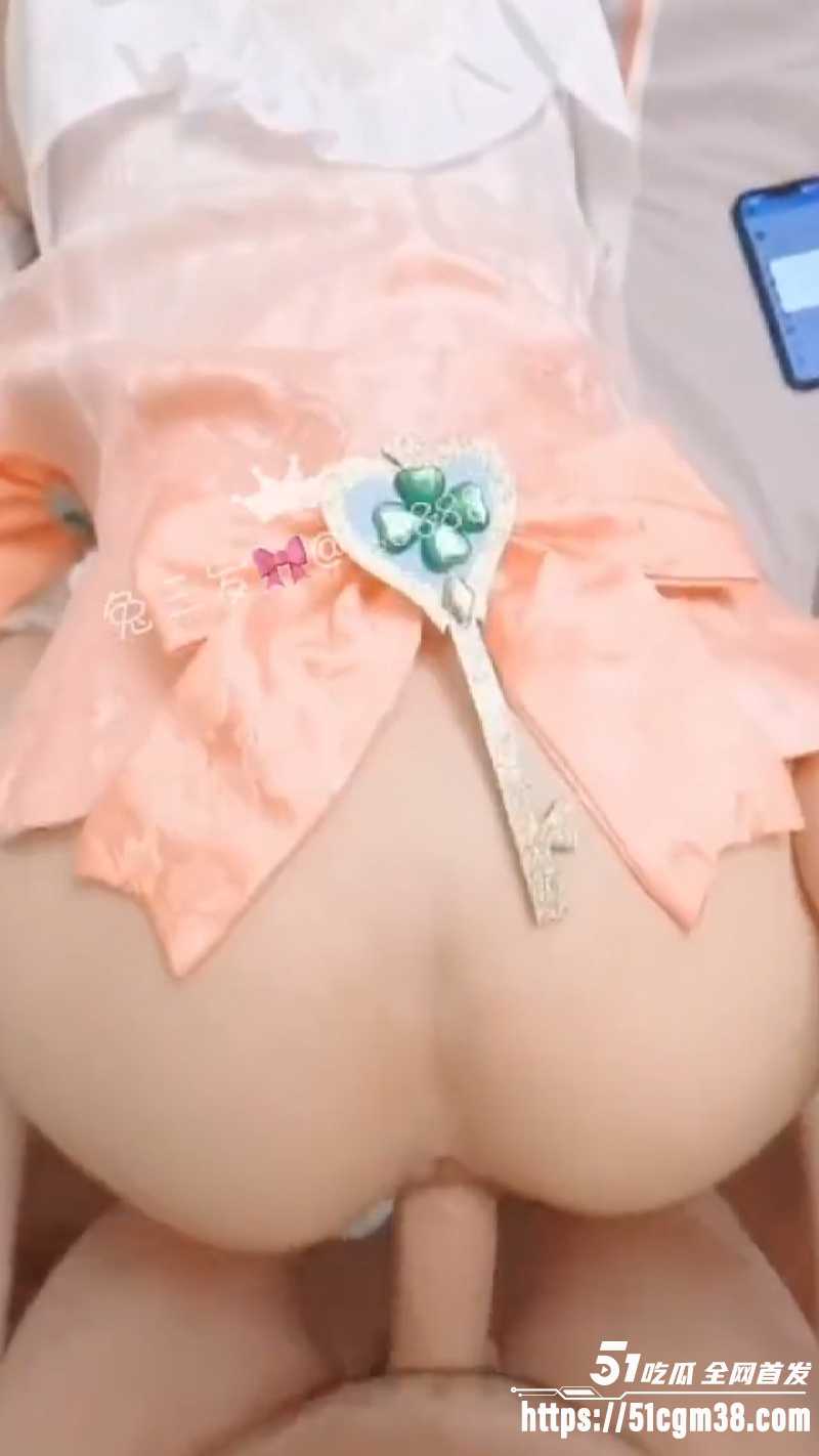 反差福利姬兔三岁 5watermark