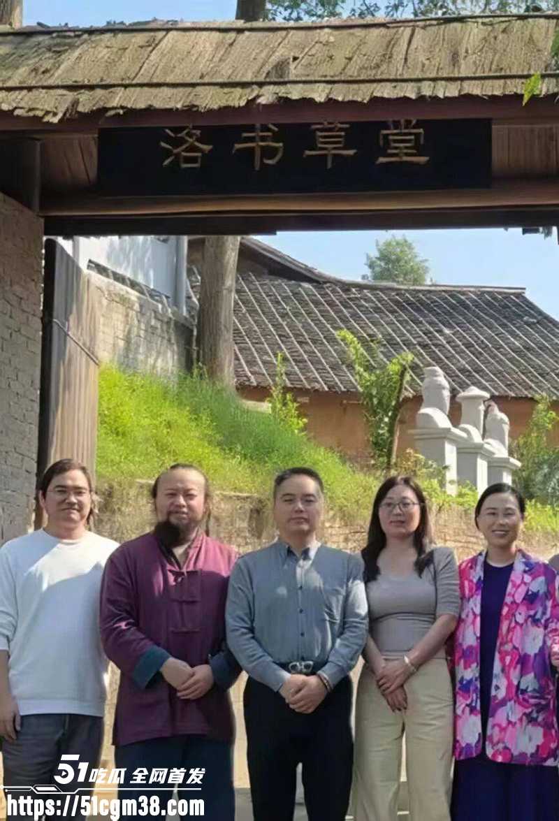 湖南湘雅二院主任医师肖涛跟护士长刘丹不雅视频曝光6拷贝