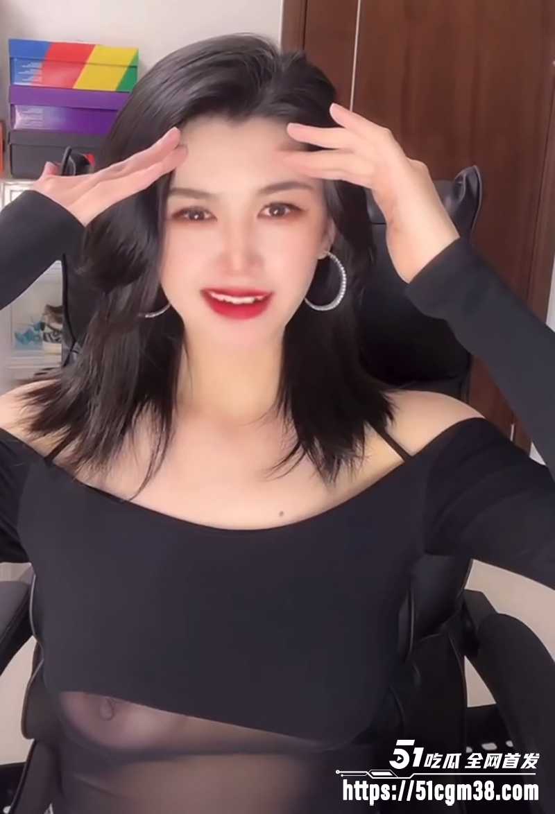 美女网红直播走光合集 露点透奶擦边卖骚 浪姿百出让人过足窥瘾