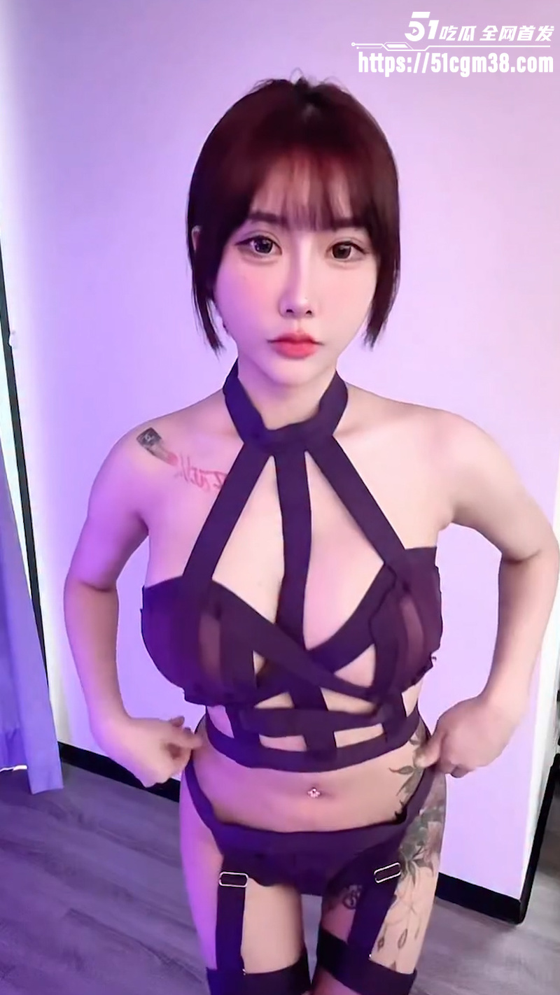 网红巨乳博主 早期口交视频泄密  2