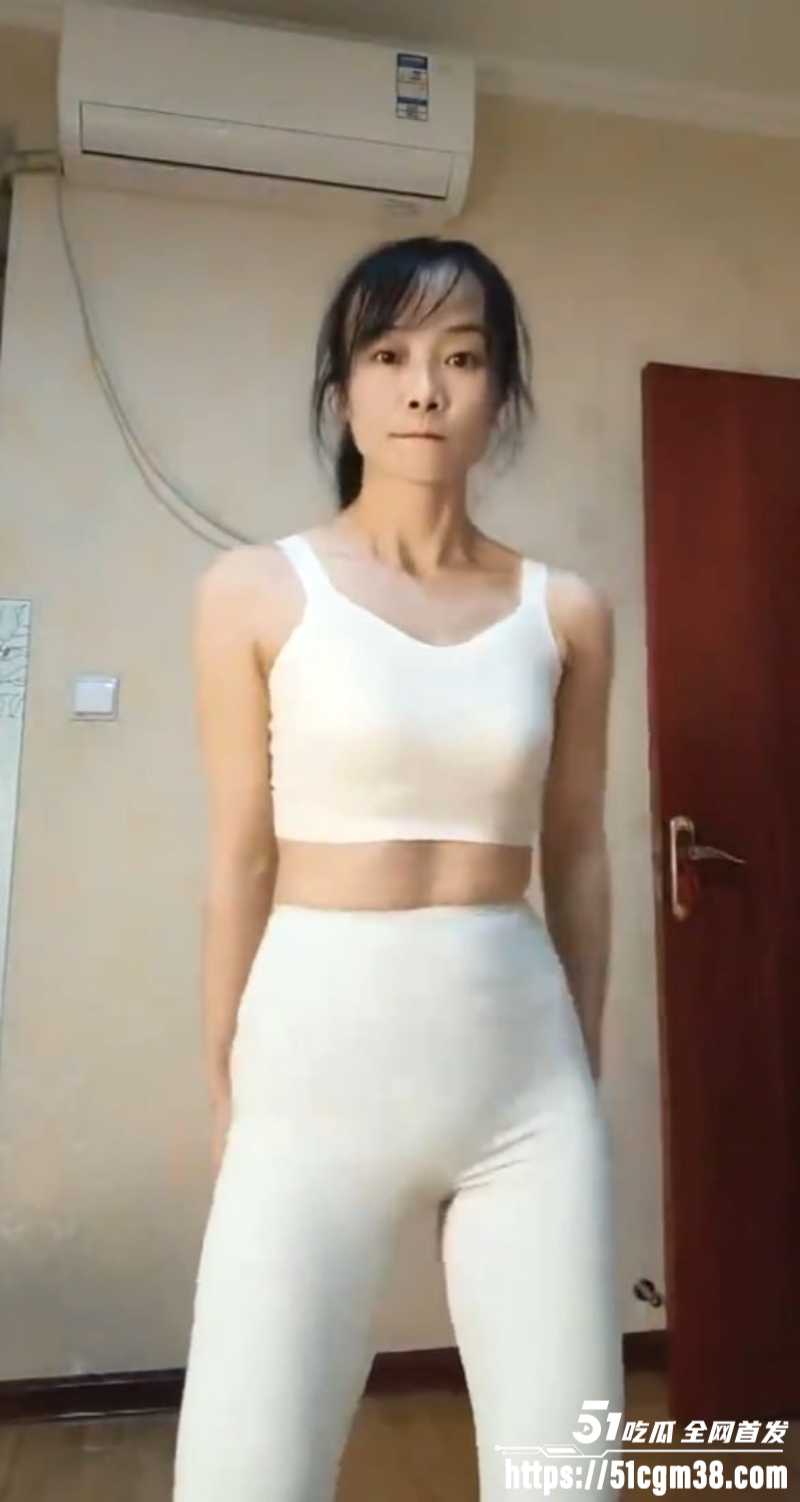 美腿熟女 兔子队长 定制自慰 高潮喷水白浆四溅 淫荡到极致的巅峰体验