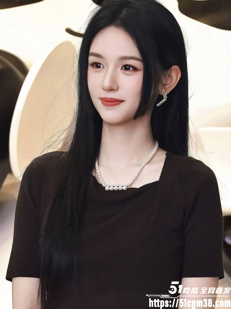 女演员周也与周皓崎恋情曝光 9