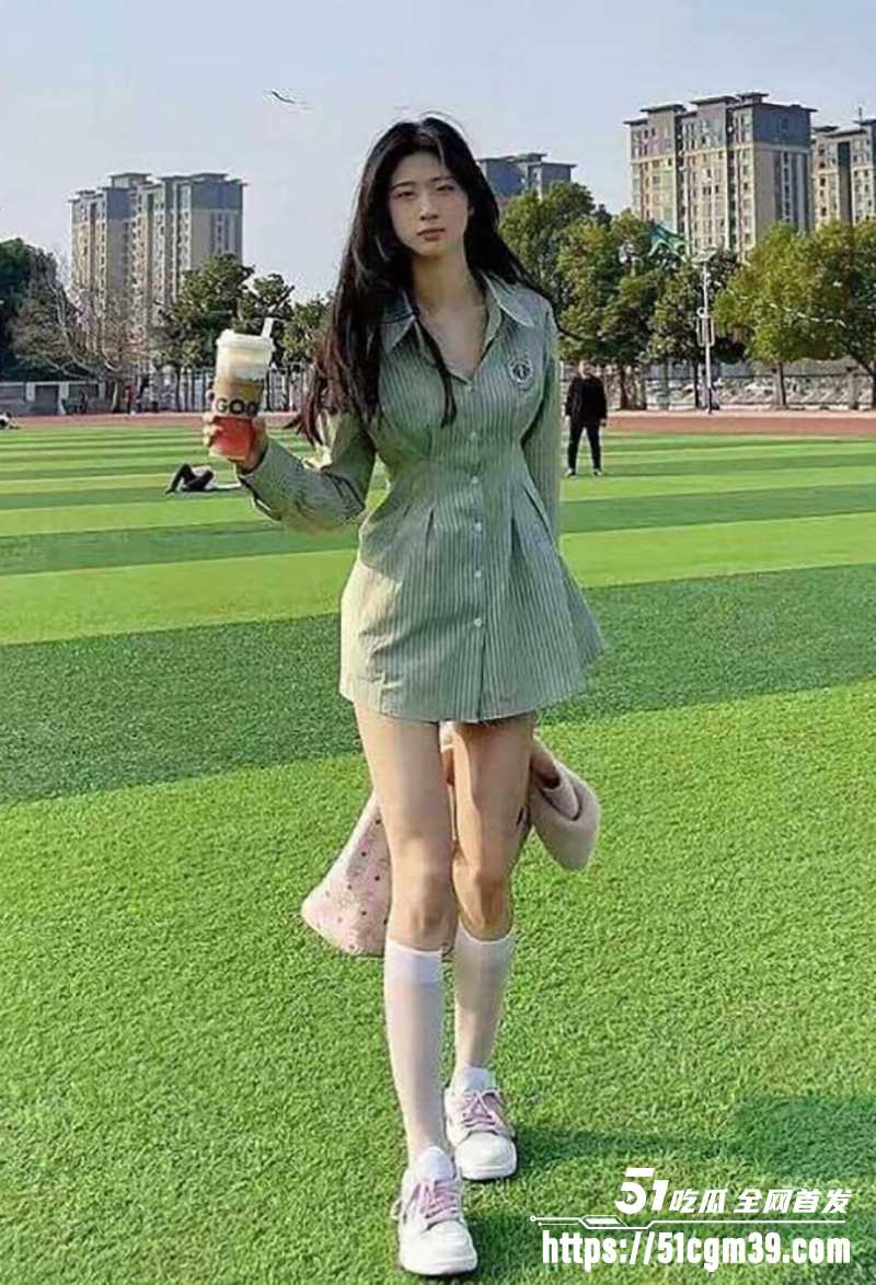 网红叶小喵丝袜摸穴媚惑勾引挑逗视频流出8拷贝