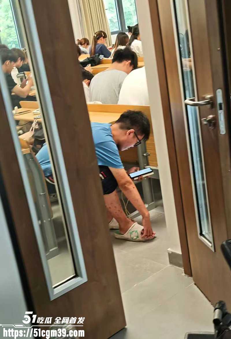 上海第二工业大学杀神代课被抓视频流出6拷贝