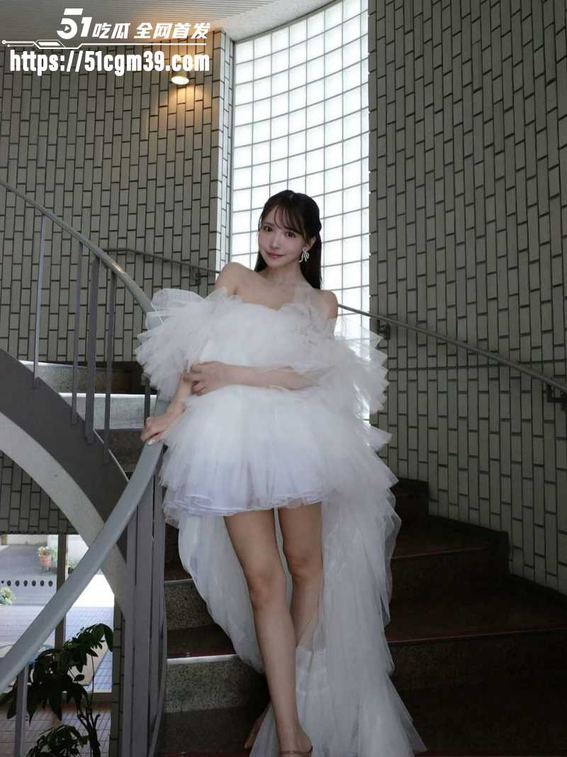 日本女优  三上悠亚 婚纱照引发争议 6