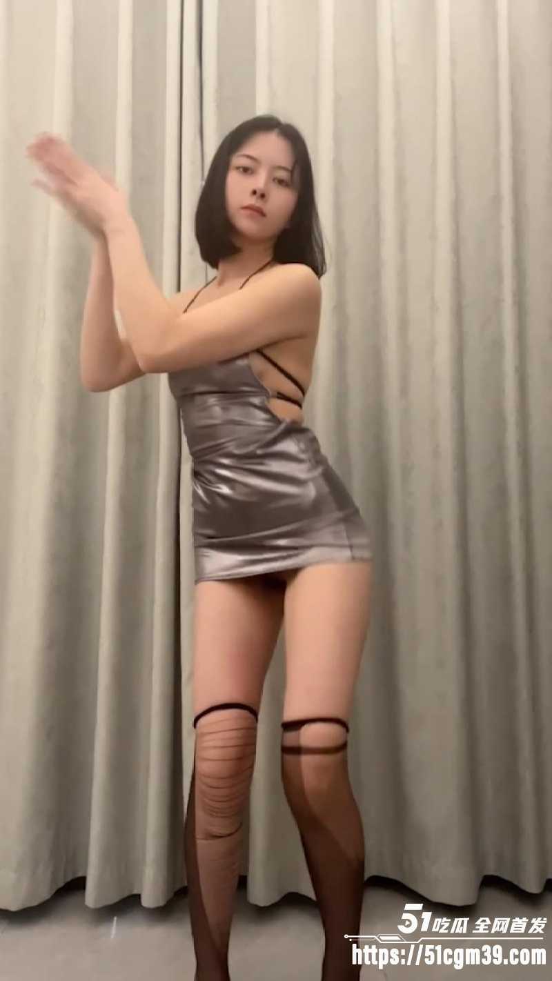 推特福利姬小西西 2