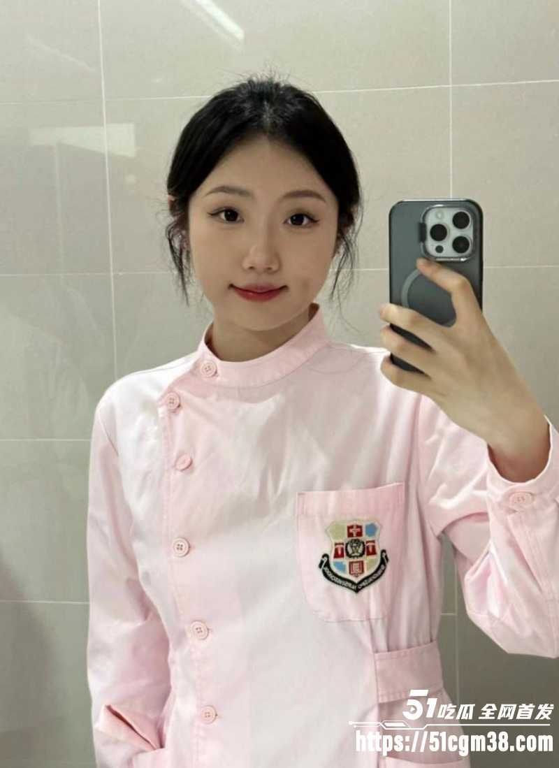 美女护士约炮 4