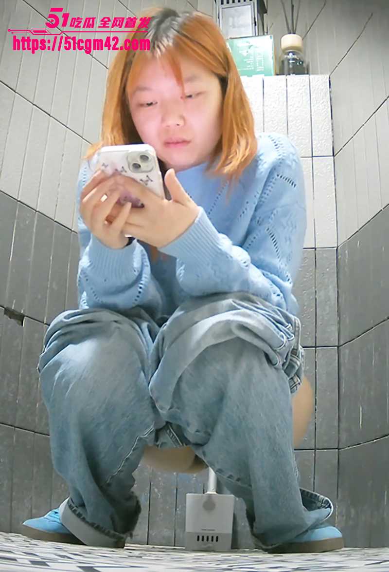 商场女厕双镜头偷拍 8 拷贝