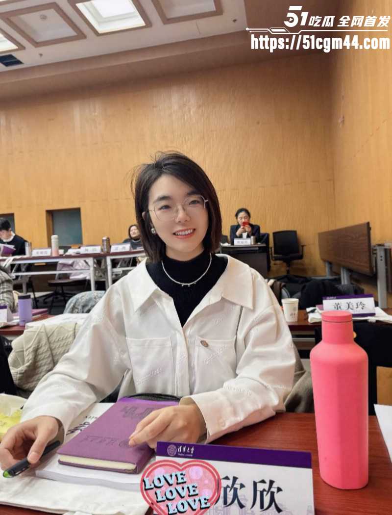 小红书39岁小仙女自曝被大佬托举的三个月02