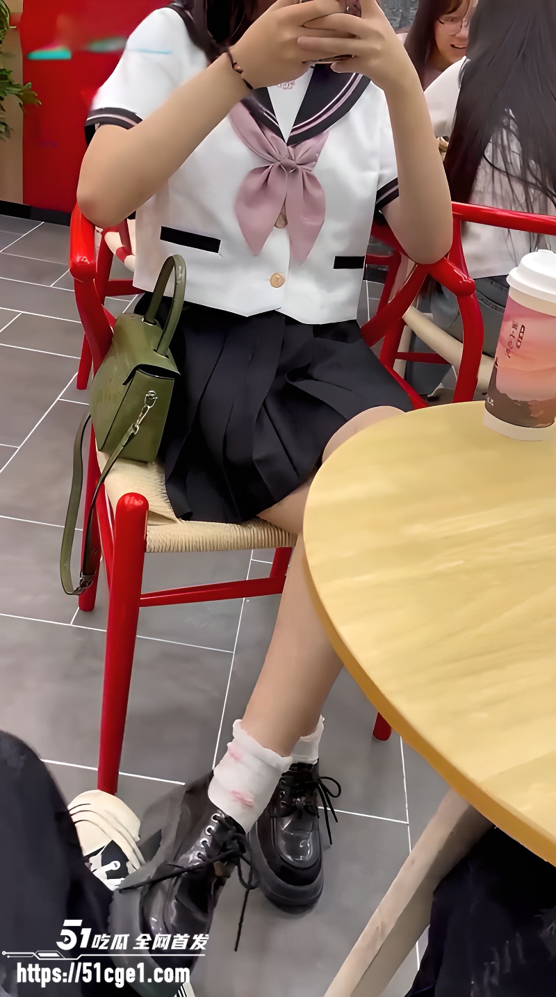 约炮大神 总华探长的小狗 酒店和jk妹激情性爱 曼妙身材多姿势开发干碎阴蒂！