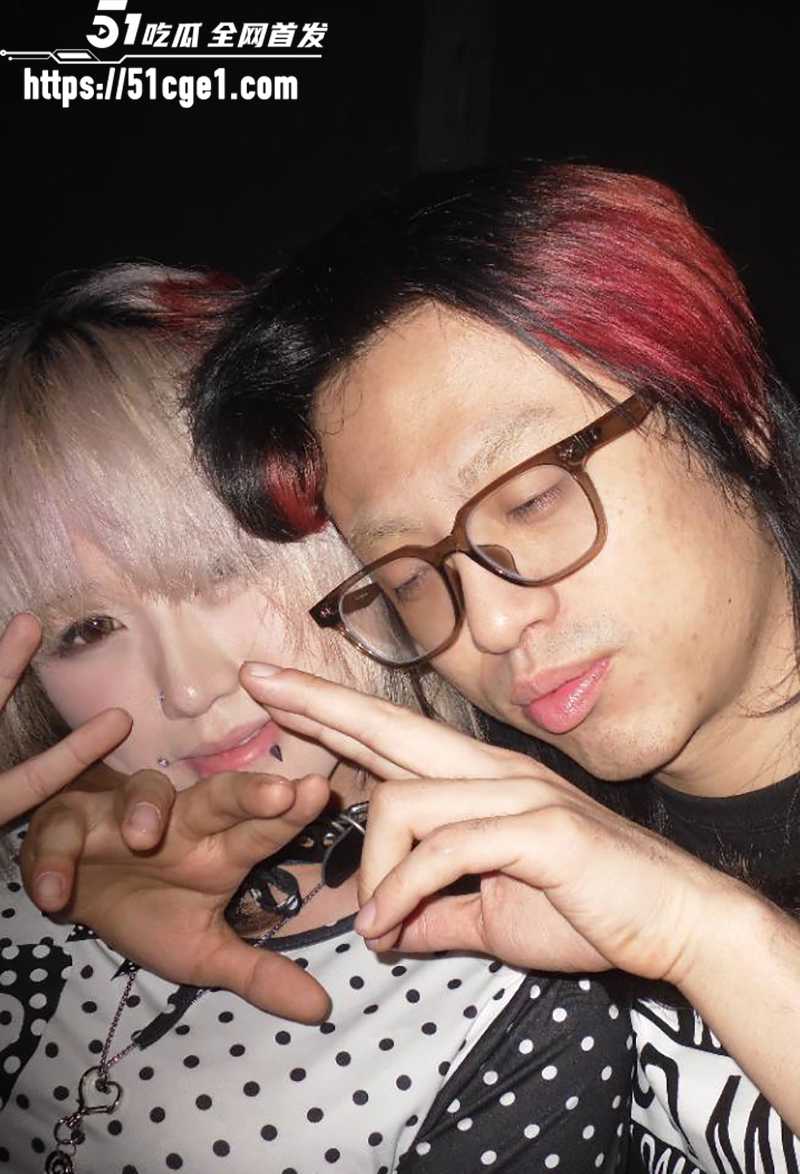 刚成年女孩机械碟被轮奸 4 拷贝